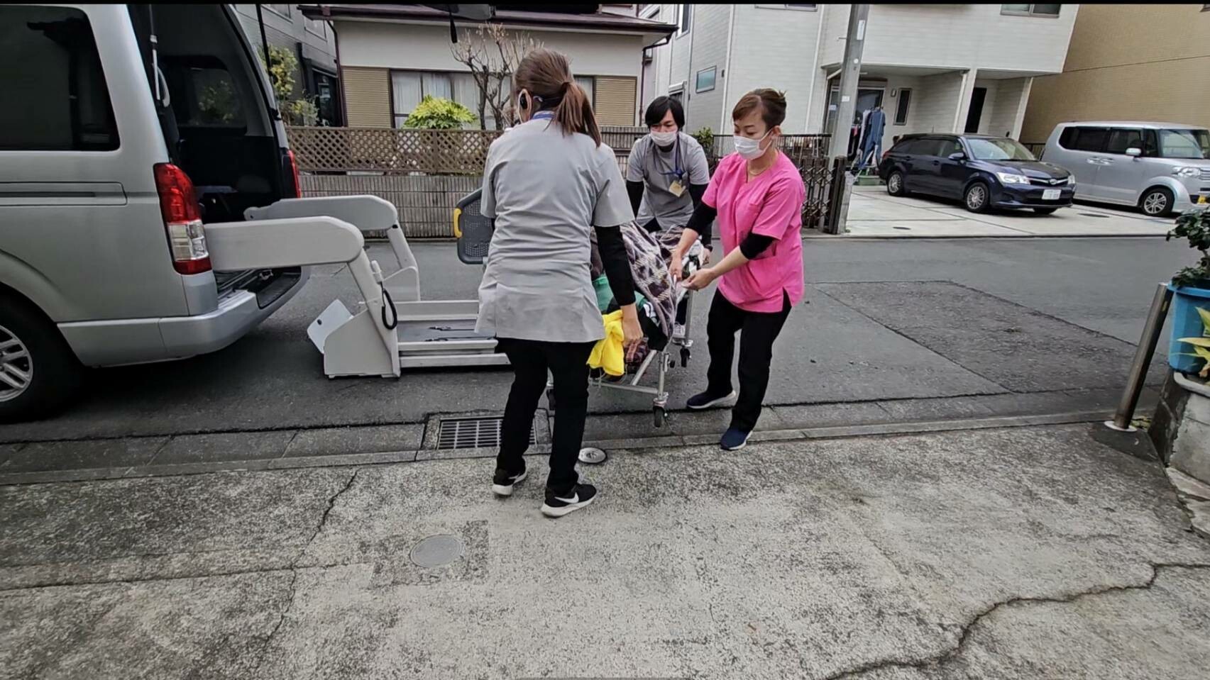 利用者様に合った支援を行うため男女スタッフが常駐！